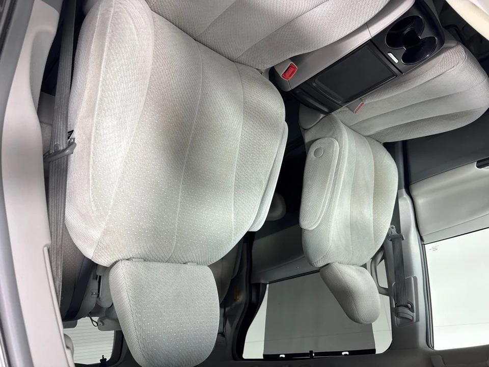 2014 Toyota Sienna 3rd Gen - Image 12 of 12