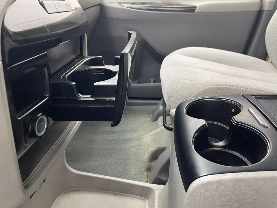 2014 Toyota Sienna 3rd Gen - Image 21 of 21