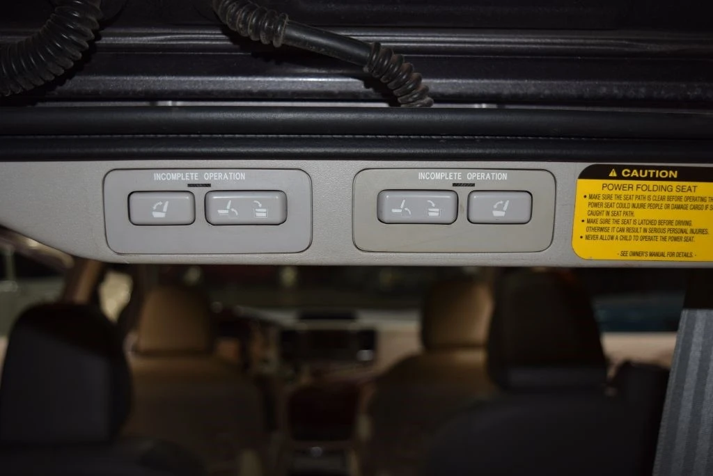2014 Toyota Sienna 2nd Gen - Image 15 of 21