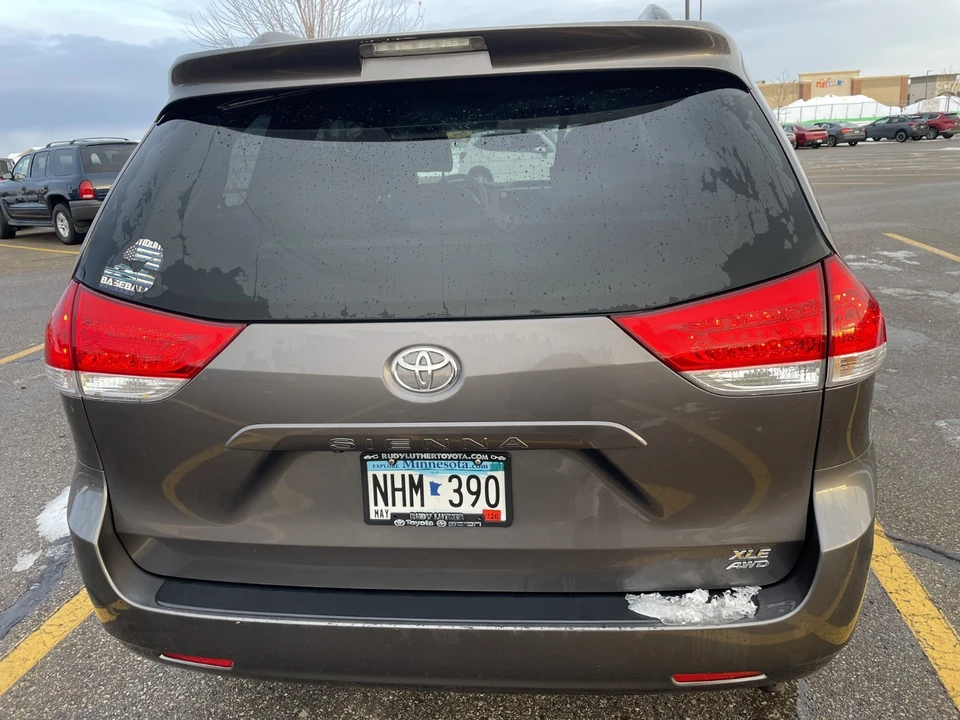 2014 Toyota Sienna 2nd Gen - Image 6 of 18