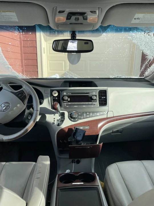 2014 Toyota Sienna 2nd Gen - Image 12 of 18