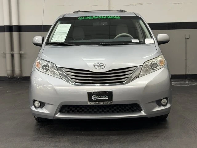 2014 Toyota Sienna 2nd Gen - Image 6 of 12