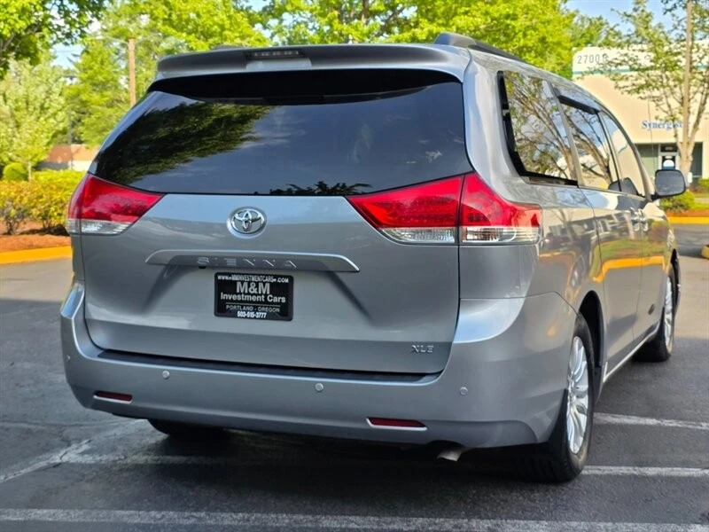 2014 Toyota Sienna 3rd Gen - Image 8 of 21