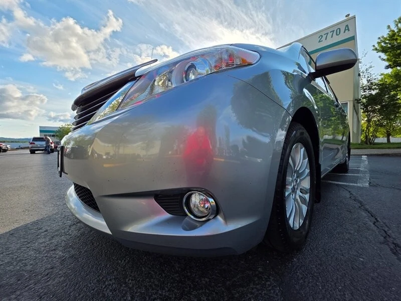 2014 Toyota Sienna 3rd Gen - Image 10 of 21