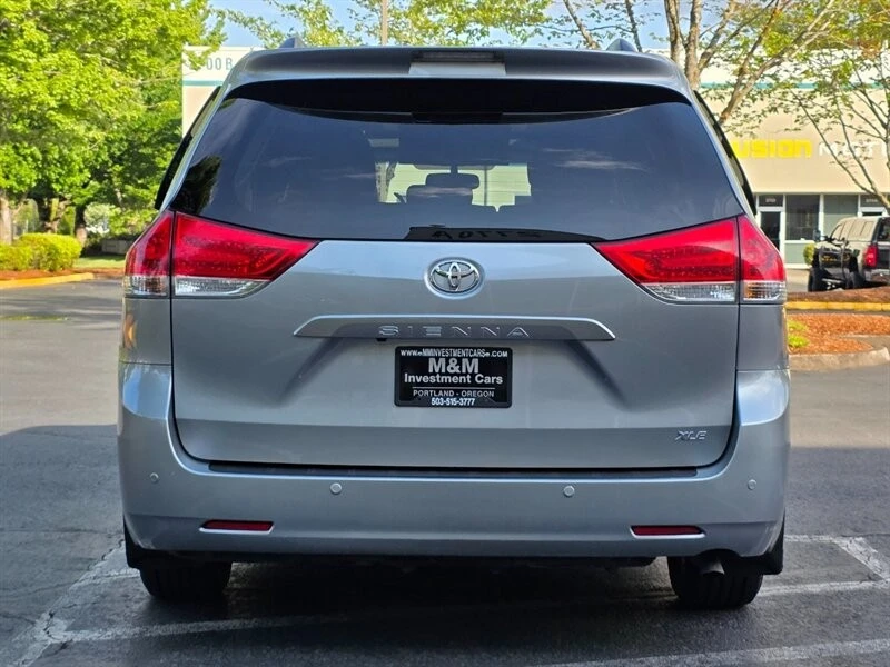 2014 Toyota Sienna 3rd Gen - Image 6 of 21