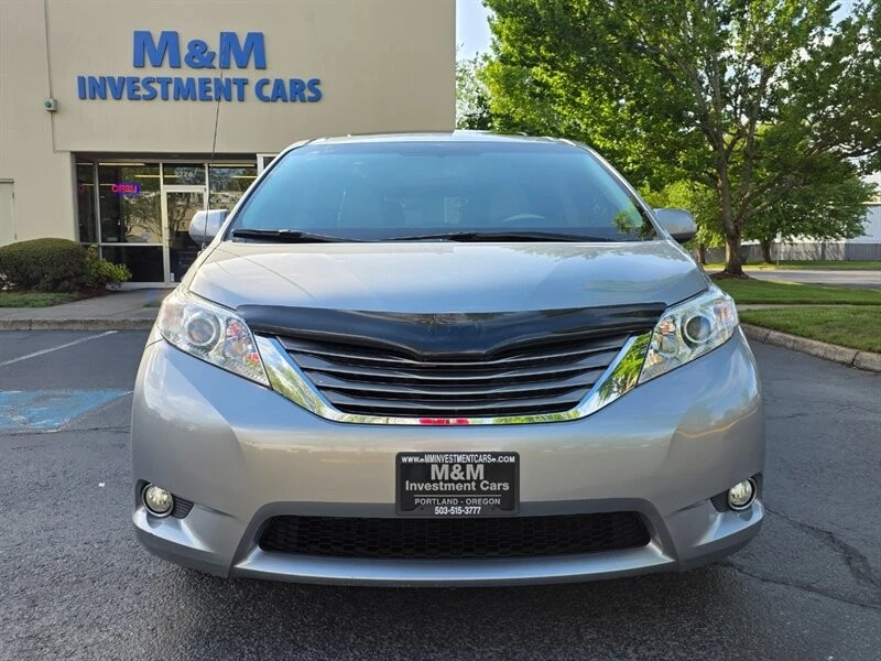 2014 Toyota Sienna 3rd Gen - Image 5 of 21