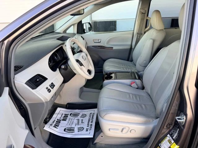 2014 Toyota Sienna 2nd Gen - Image 10 of 21