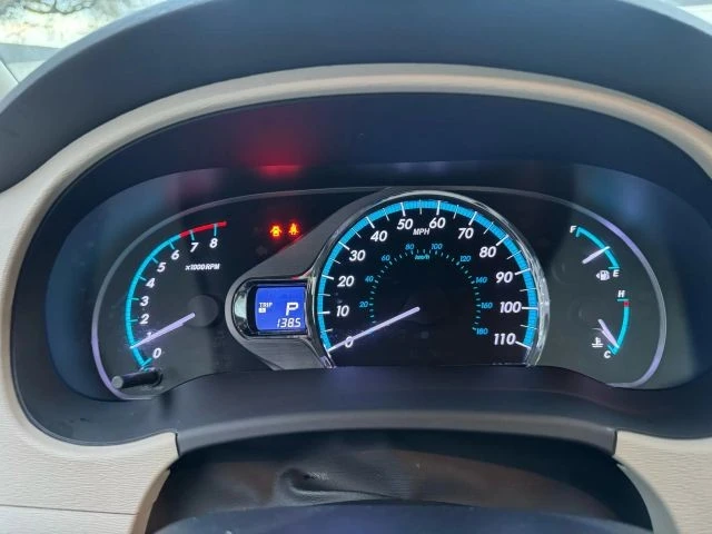 2014 Toyota Sienna 3rd Gen - Image 6 of 21
