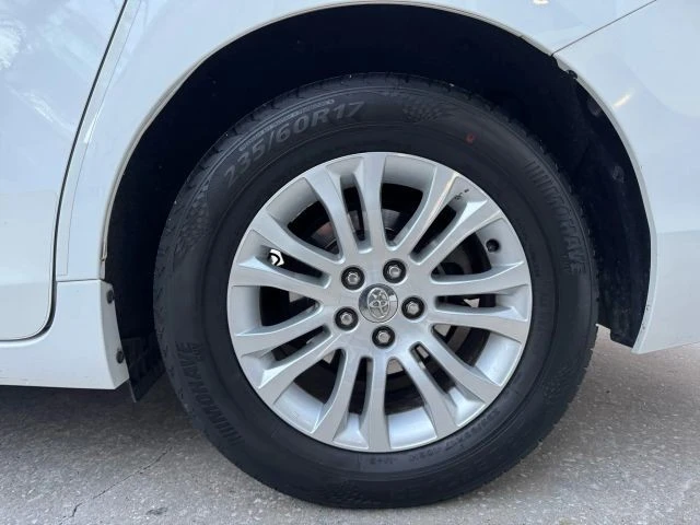 2014 Toyota Sienna 3rd Gen - Image 21 of 21