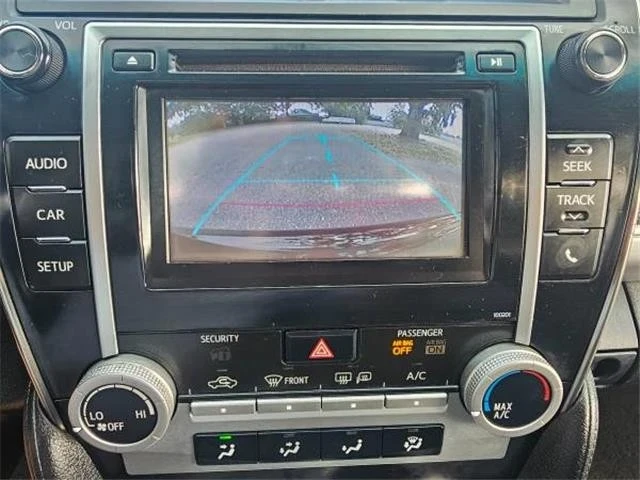 2014 Toyota Camry 7th Gen - Image 12 of 21