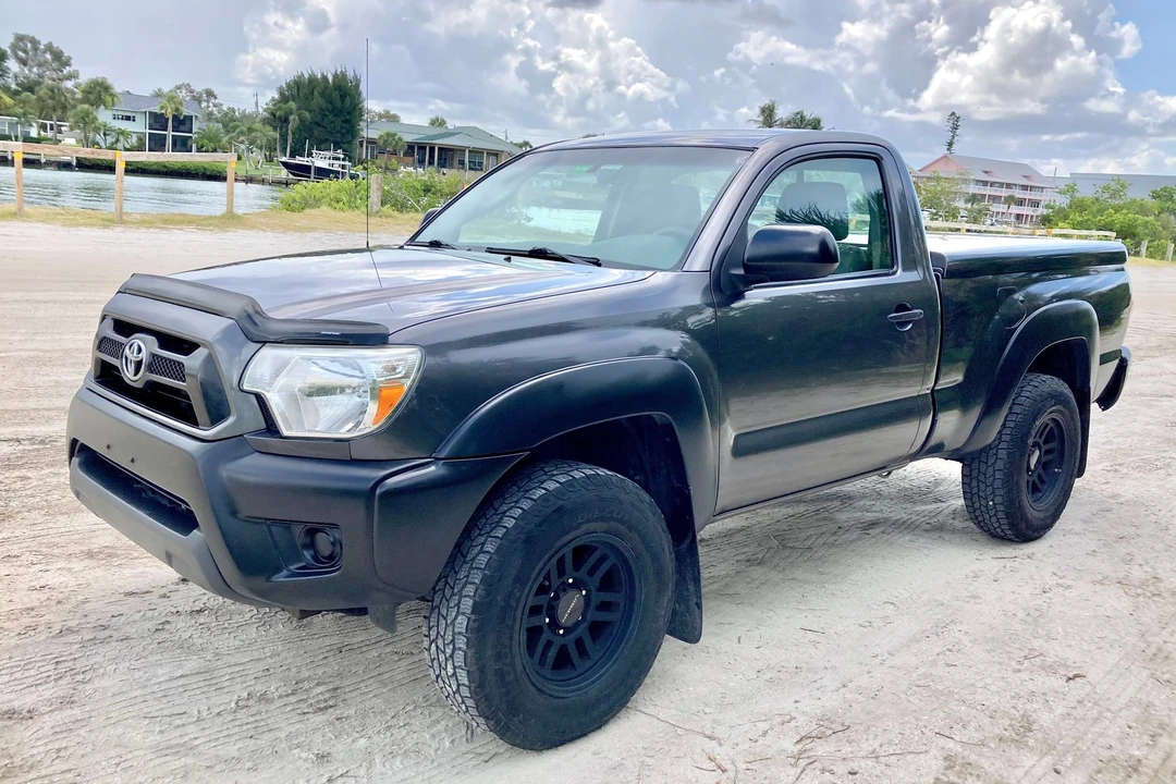 2014 Toyota Tacoma 2nd Gen - Image 3 of 31