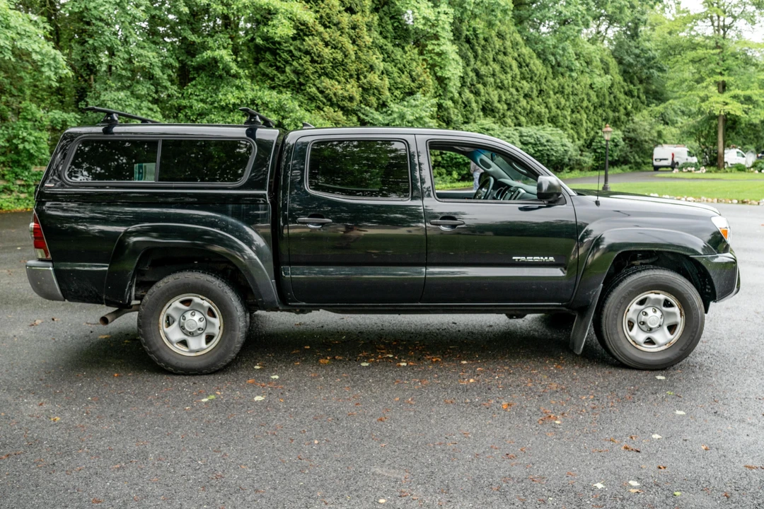 2014 Toyota Tacoma 2nd Gen - Image 3 of 31