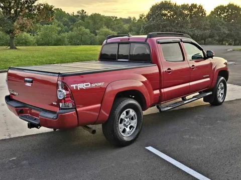 2014 Toyota Tacoma Double Cab TRD Off-Road Pickup 4D 6 ft