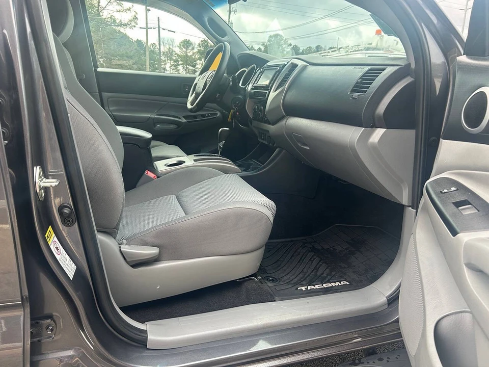 2014 Toyota Tacoma 2nd Gen - Image 16 of 21