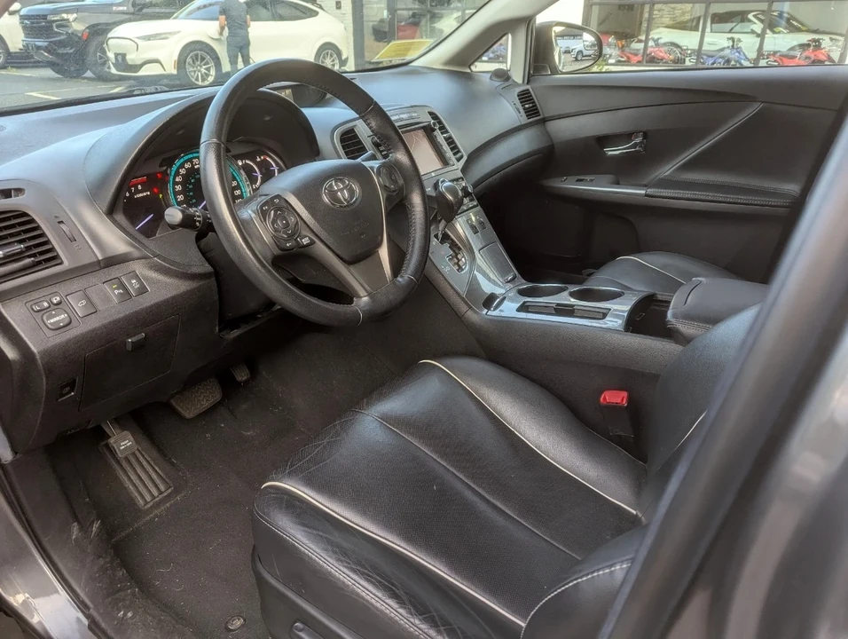 2014 Toyota Venza - Image 3 of 7