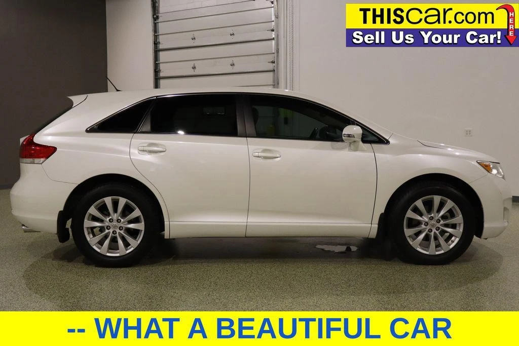 2014 Toyota Venza - Image 10 of 21