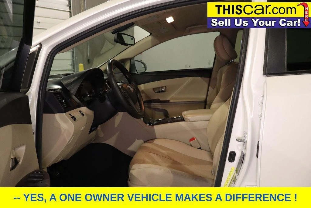 2014 Toyota Venza - Image 12 of 21