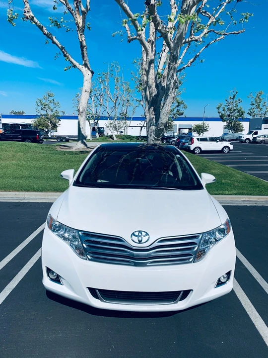 2014 Toyota Venza - Image 2 of 4