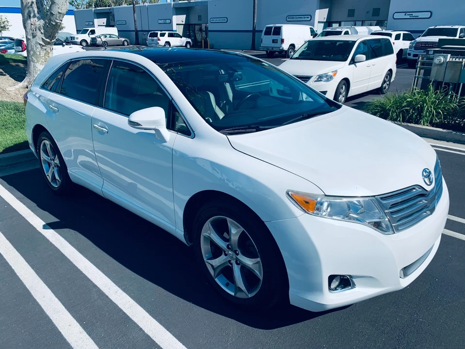 2014 Toyota Venza - Image 3 of 4