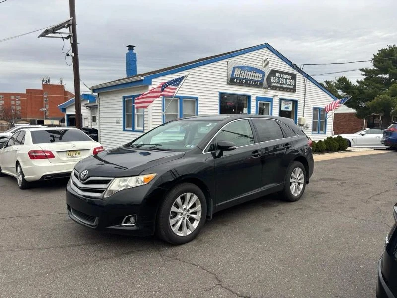 2014 Toyota Venza - Image 2 of 11