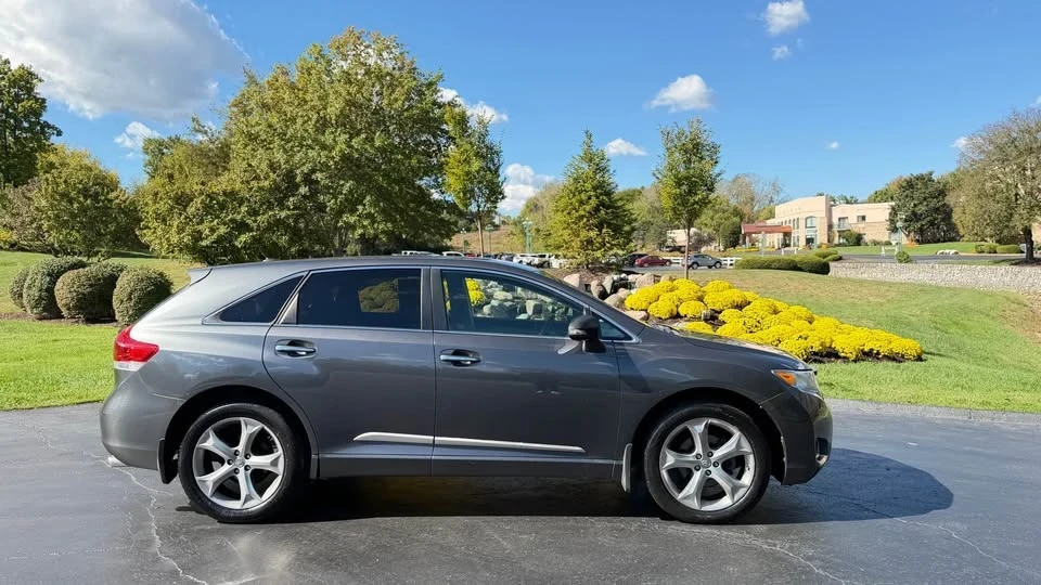 2014 Toyota Venza - Image 4 of 10