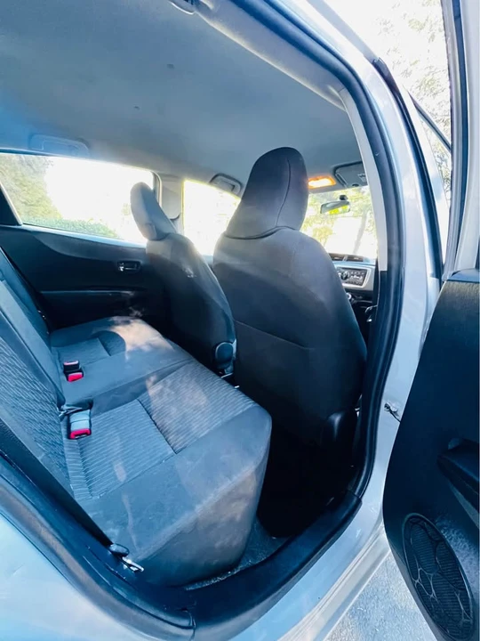 2014 Toyota Yaris - Image 13 of 15