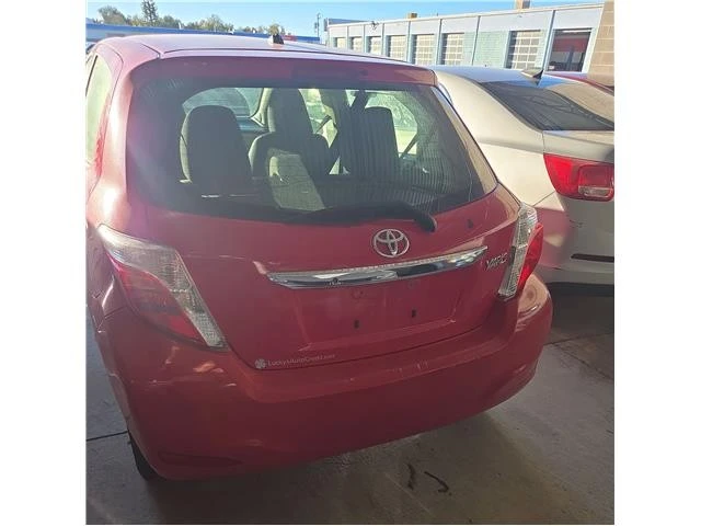 2014 Toyota Yaris - Image 5 of 12