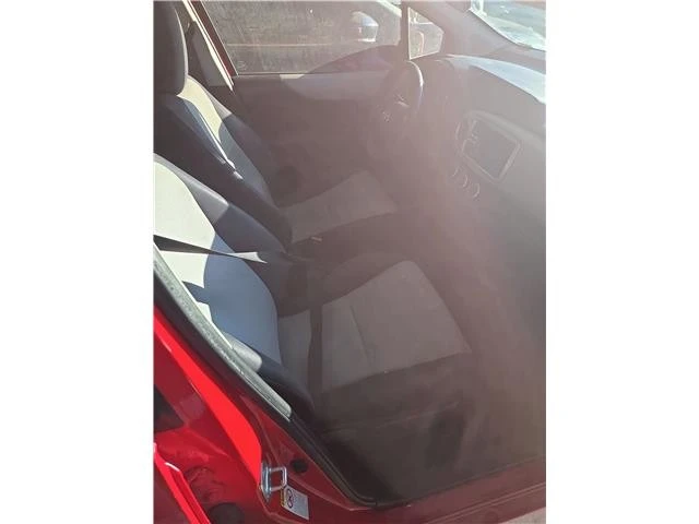 2014 Toyota Yaris - Image 8 of 12