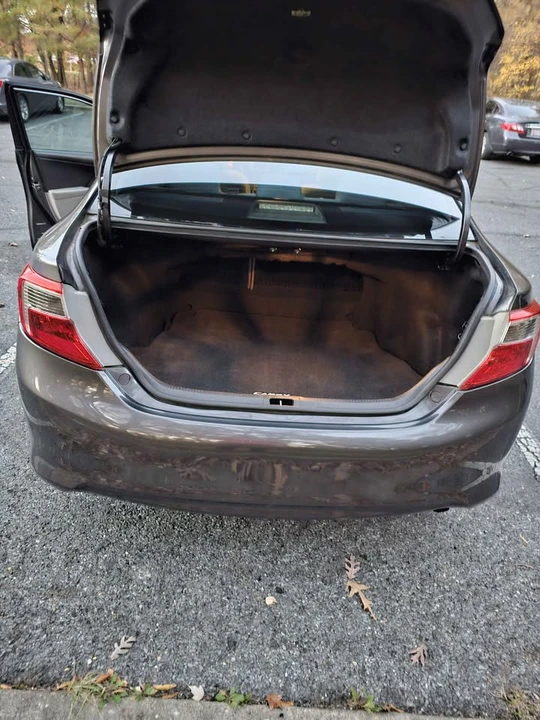 2014 Toyota Camry 7th Gen - Image 14 of 15
