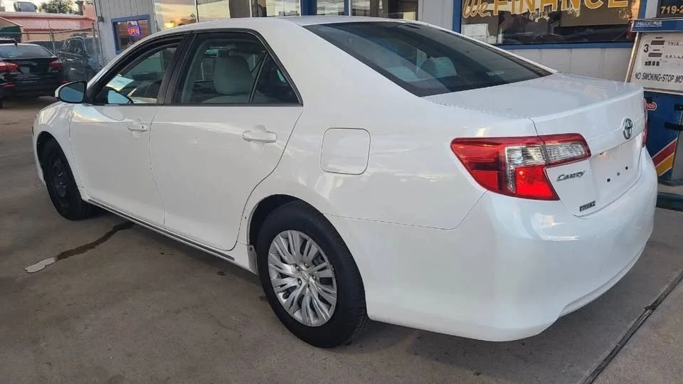 2014 Toyota Camry 7th Gen - Image 4 of 20