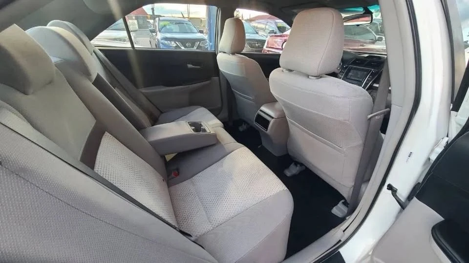2014 Toyota Camry 7th Gen - Image 13 of 20