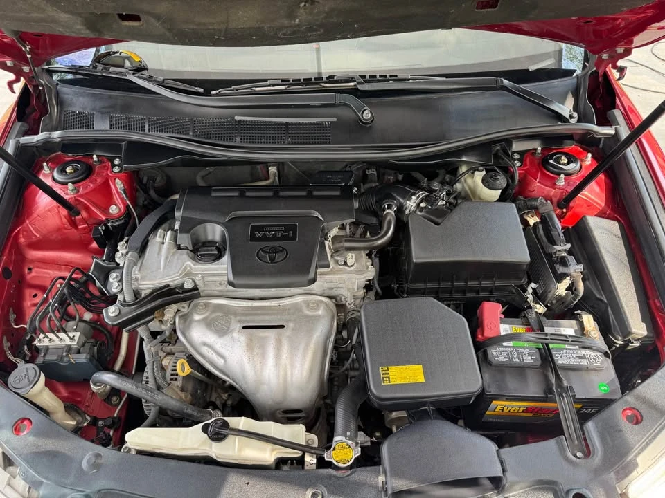 2014 Toyota Camry 7th Gen - Image 18 of 19