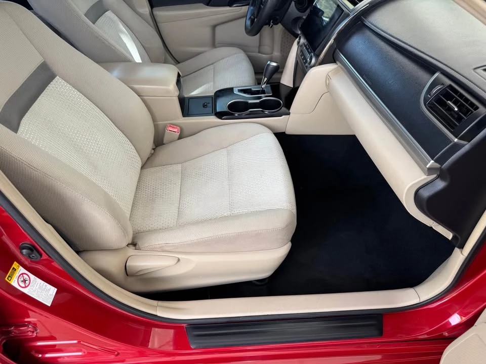 2014 Toyota Camry 7th Gen - Image 12 of 19