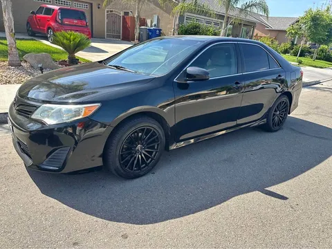 2014 Toyota Camry LE Sedan