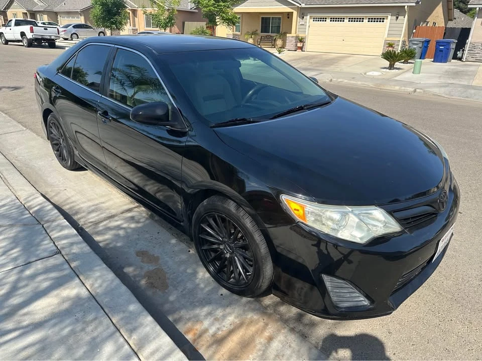 2014 Toyota Camry 7th Gen - Image 2 of 8