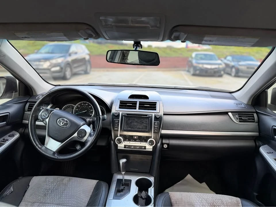 2014 Toyota Camry 7th Gen - Image 10 of 11