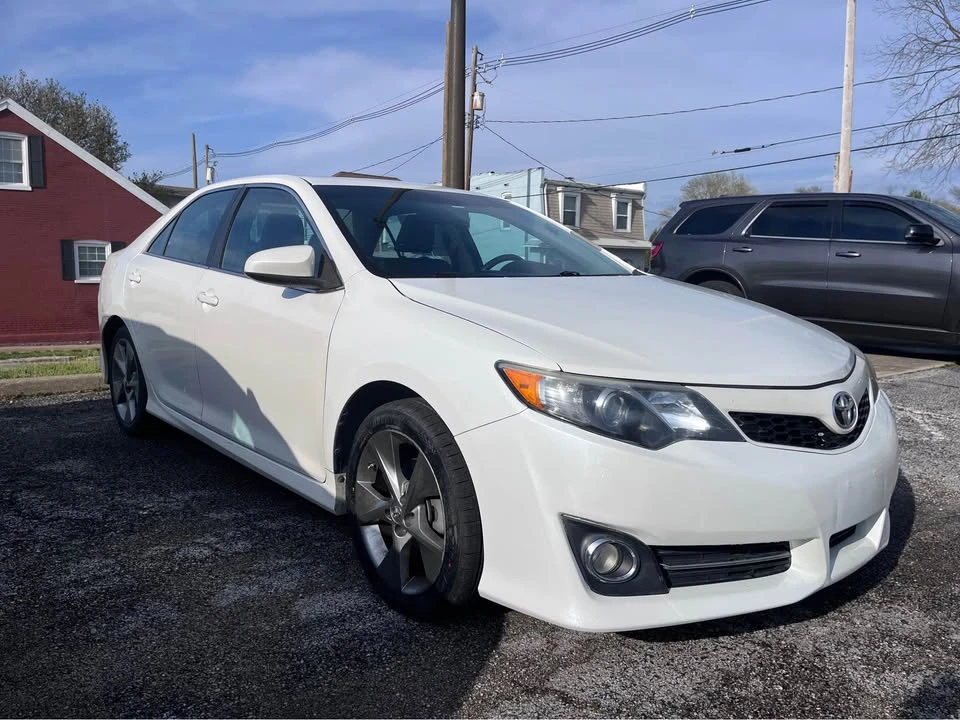 2014 Toyota Camry 7th Gen - Image 4 of 10