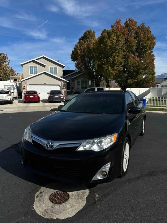 2014 Toyota Camry 7th Gen - Image 2 of 11