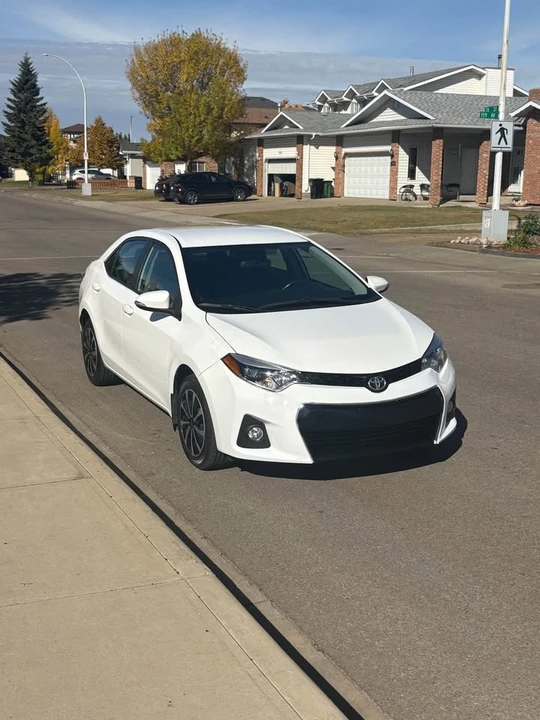 2014 Toyota Corolla 11th Gen - Image 2 of 16