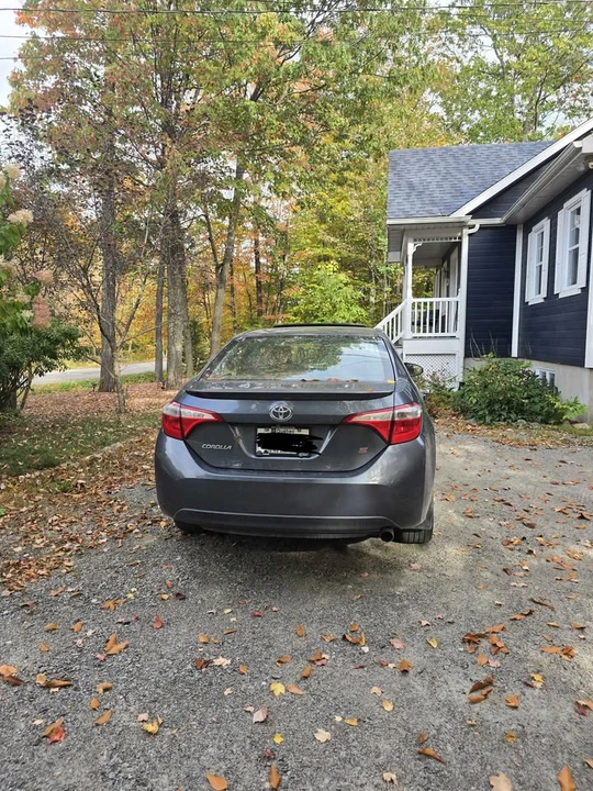 2014 Toyota Corolla 11th Gen - Image 9 of 9