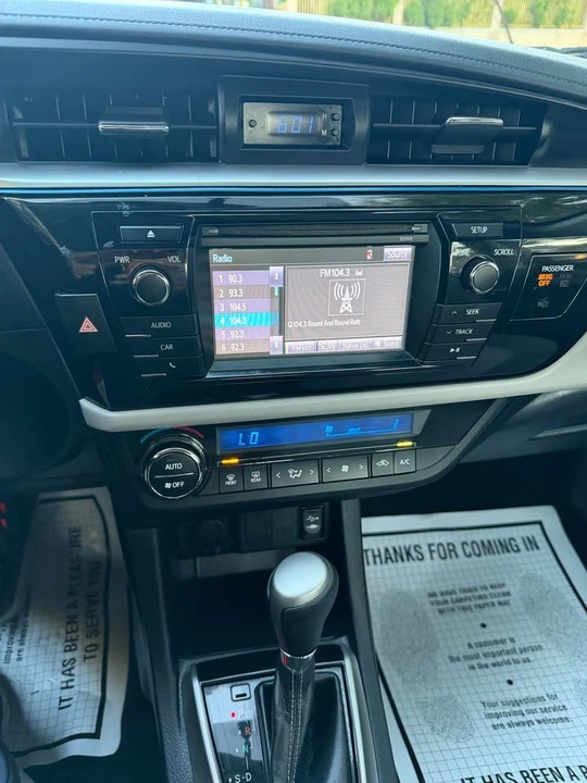 2014 Toyota Corolla 11th Gen - Image 11 of 15
