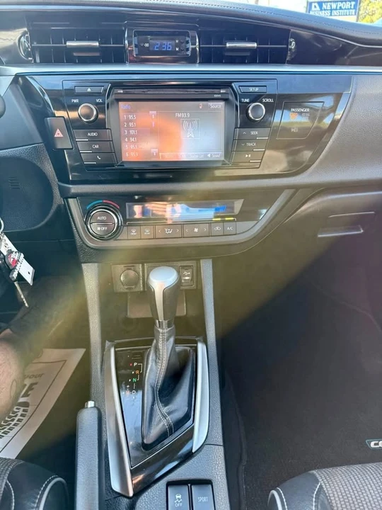 2014 Toyota Corolla 11th Gen - Image 18 of 20