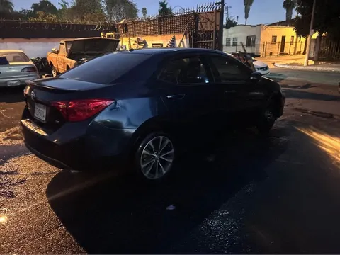 2014 Toyota Corolla 11th Gen - Image 3 of 7