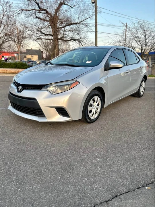 2014 Toyota Corolla 11th Gen - Image 2 of 9