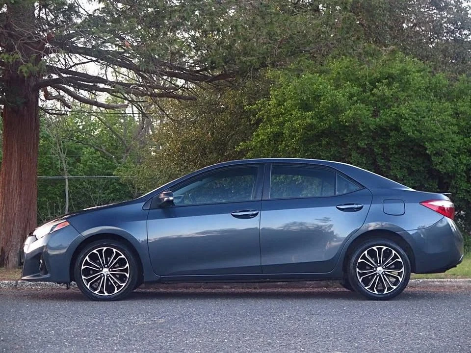 2014 Toyota Corolla 11th Gen - Image 2 of 20