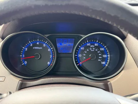 2014 Toyota Corolla 11th Gen - Image 4 of 7