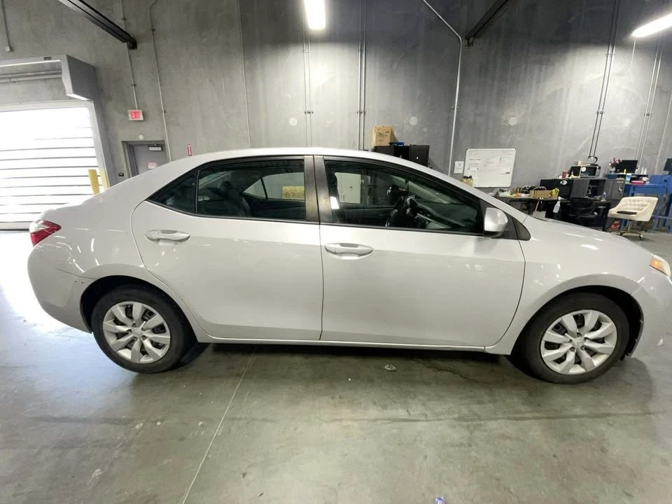 2014 Toyota Corolla 11th Gen - Image 4 of 8