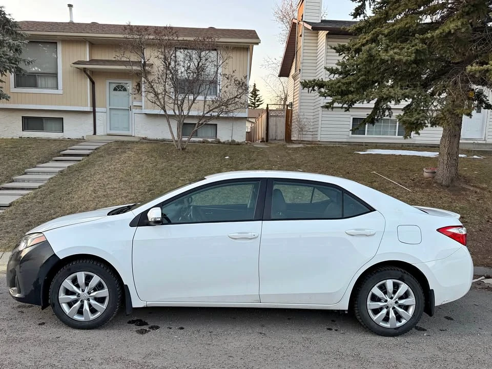 2014 Toyota Corolla 11th Gen - Image 1 of 10