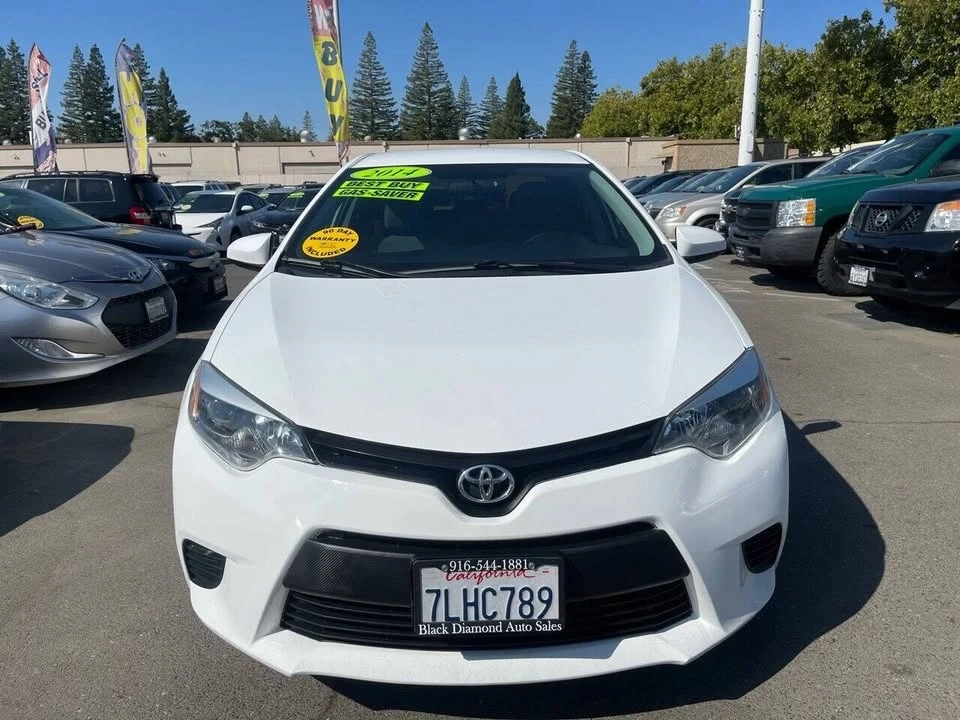 2014 Toyota Corolla 11th Gen - Image 6 of 19
