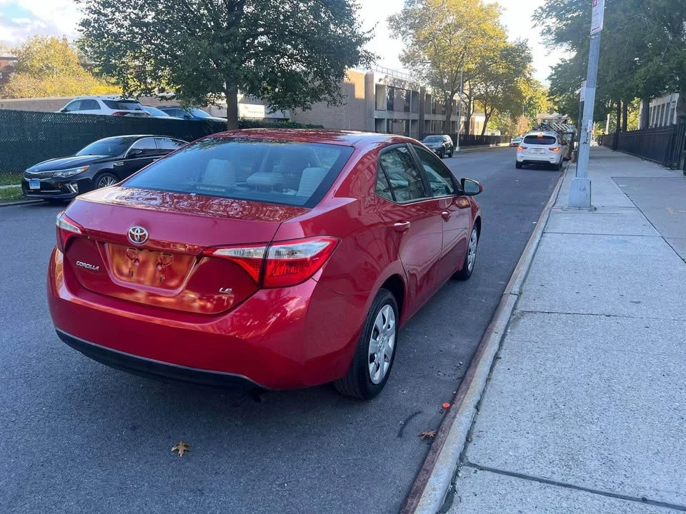 2014 Toyota Corolla 11th Gen - Image 6 of 12